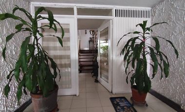 casa en venta en caobos. Cod V26198