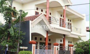 Disewakan Paling Murah Rumah Luas 2 Lantai di Gubeng Surabaya