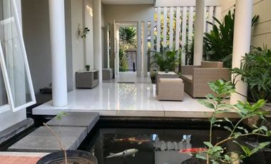 Rumah mewah di deltasari regency , waru sidoarjo