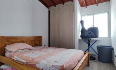 casa en venta en lomitas del trapiche. Cod V27722