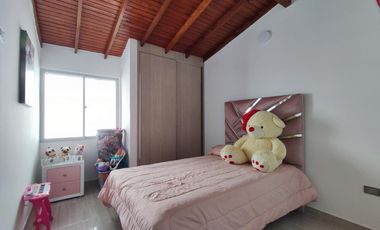 casa en venta en lomitas del trapiche. Cod V27722