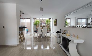 casa en venta en lomitas del trapiche. Cod V27722