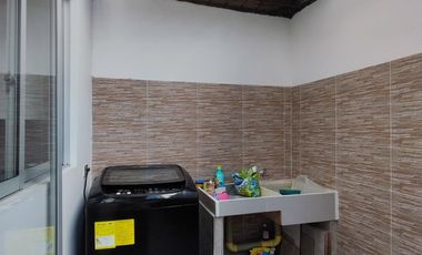 casa en venta en lomitas del trapiche. Cod V27722