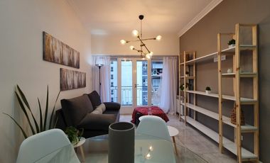 Venta - Departamento dos ambientes c/ dep. reciclado con balcón - Santa Fe 1870