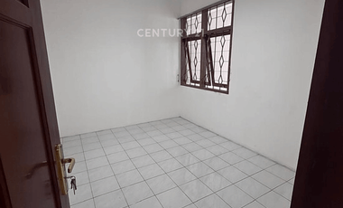 Rumah Minimalis Asri Di Tengah Kota Jl Inhoftank