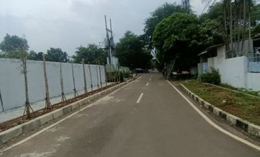 DIJUAL/DISEWA !! RUMAH HOOK JALAN LEBAR di Kayu Putih ,NEGO