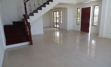 Three Bedroom House and Lot for Rent in Angeles City Near Ma