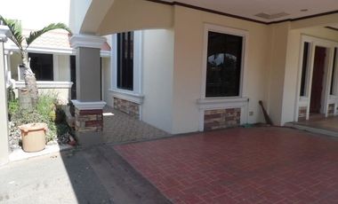 Three Bedroom House and Lot for Rent in Angeles City Near Ma