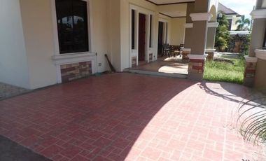 Three Bedroom House and Lot for Rent in Angeles City Near Ma