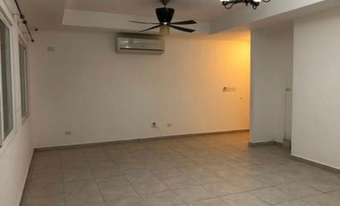 SE VENDE CASA EN BRISAS DEL GOLF