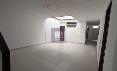 COD. 1066 - SE ARRIENDA CASA - BARRIO: ANTIGUO CAMPESTRE