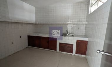 COD. 1066 - SE ARRIENDA CASA - BARRIO: ANTIGUO CAMPESTRE