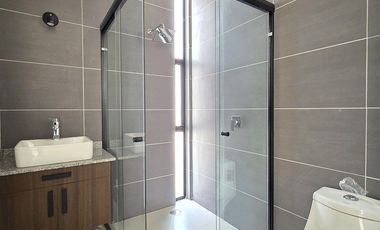 Casa en venta 3 recámaras frente a jardín!