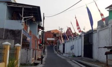 Rumah kost Jebres hitung tanah