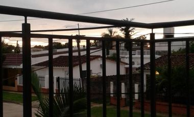 Alquilo departamento zona walmart/shoping--Corrientes $4500