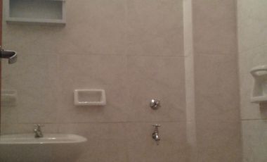 Alquilo departamento zona walmart/shoping--Corrientes $4500