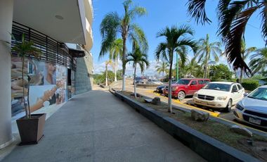 Local comercial y oficinas en Nuevo Vallarta