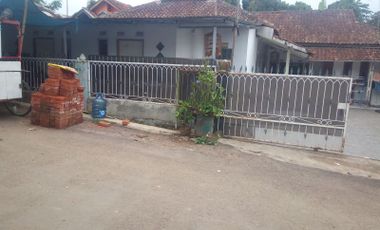 Rumah Luas Type 300 LT 420 M2, Cipulus, Ngamprah, Bandung Barat