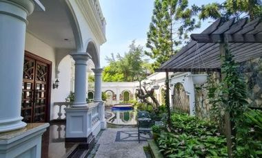 DIJUAL RUMAH LUXURIOUS EUROPEAN CLASSIC NORTRIDGE GOLF SENTUL CITY