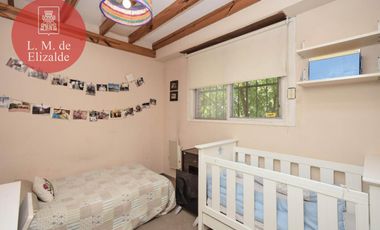 Julian Navarro y Hudson - Casa en Venta c/jardin y pileta - Beccar