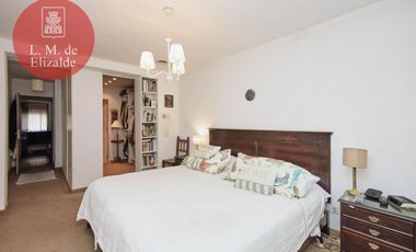 Julian Navarro y Hudson - Casa en Venta c/jardin y pileta - Beccar