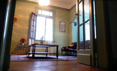 Residencia de estilo a 2 cuadras de Libertador, excelente ubicacion