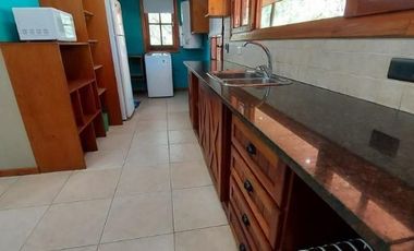 Chalet en alquiler en Carilo