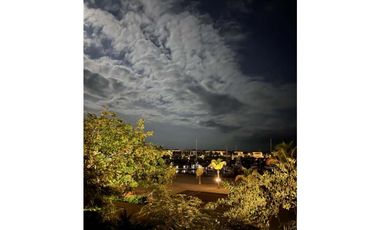 Alquilo Extraordinario apartamento amoblado en Buenaventura