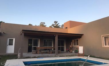 Casa en venta - Barrio Privado Campo Daromy-San Vicente