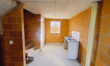 casa en venta en manzanares. Cod V1023144