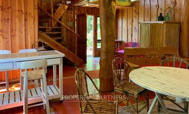 Casa en un campo y proyecto de loteo