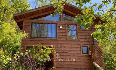 Casa en un campo y proyecto de loteo