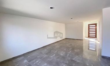 Casa en condominio en venta en Santa María Tulantongo, Texcoco, México