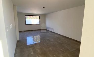 Casa en condominio en venta en Santa María Tulantongo, Texcoco, México