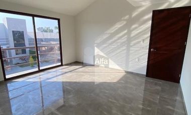 Casa en condominio en venta en Santa María Tulantongo, Texcoco, México