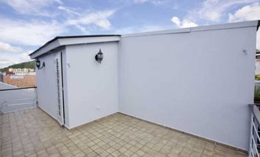 SE ALQUILA APARTAMENTO AMOBLADO EN CASCO VIEJO