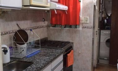 MUY LINDA CASA DE 4 AMB. EN TEMPERLEY E.