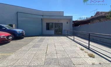 Oficina en arriendo en Peñaflor ideal área de la salud