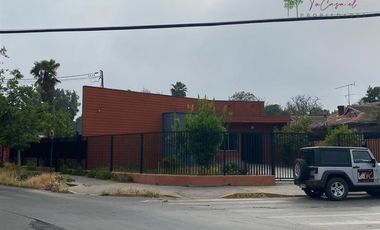 Oficina en arriendo en Peñaflor ideal área de la salud