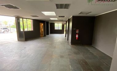 Oficina en arriendo en Peñaflor ideal área de la salud