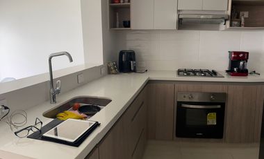 casa en venta en alfaguara. Cod V7065