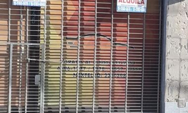 ALQUILO LOCAL DE 55 m² CON ENTREPISO DONDE FUNCIONABA IMPORTANTE REMISERA EN MORÓN