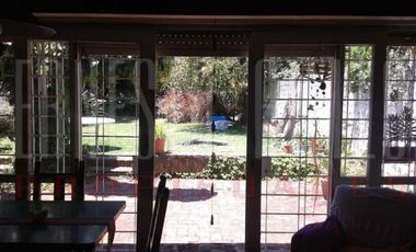 Chalet en venta en Bernal Centro