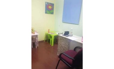Se vende casa comercial de 350 mts en Villa Cáceres $175K