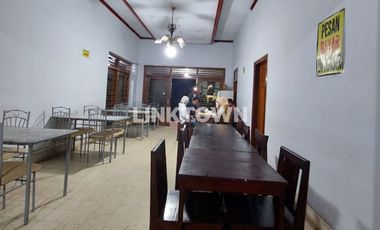 Disewakan Cocok untuk Rumah Kos atau Kantor di Letjen Panjaitan Jember