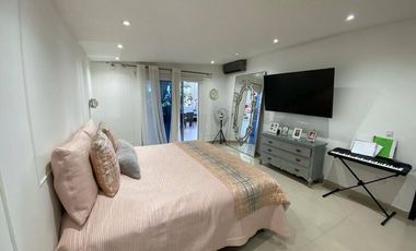 CASA EN ARRIENDO UBICADA EN MEDELLIN SECTOR SANTA TERESITA
