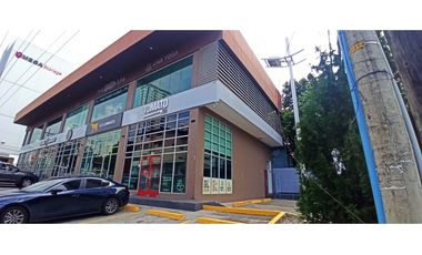 Se Alquila Local en la mejor zona de San Francisco >>130mt2<<