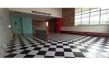 Se Alquila Local en la mejor zona de San Francisco >>130mt2<<