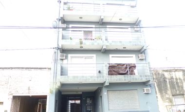 MONOAMBIENTE CENTRICO