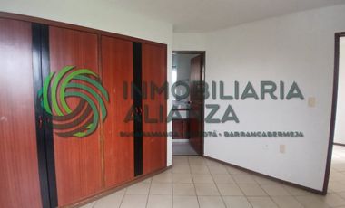 apartamento en arriendo en la floresta. Cod A9600